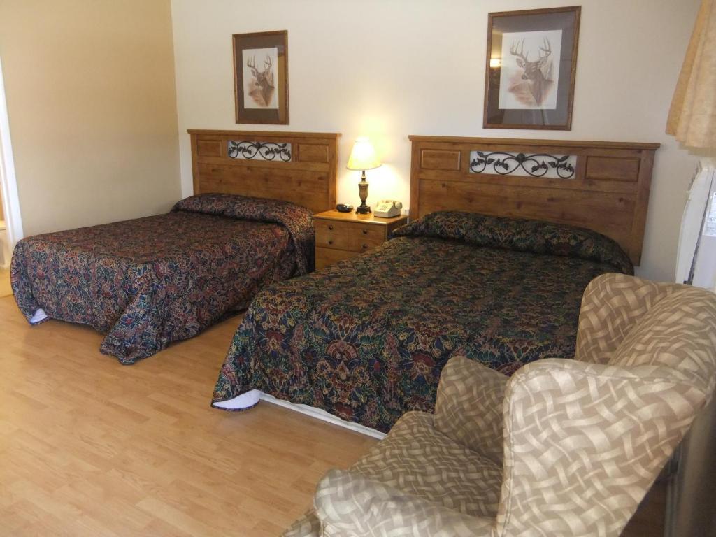 The Hills Motel Junction Room photo